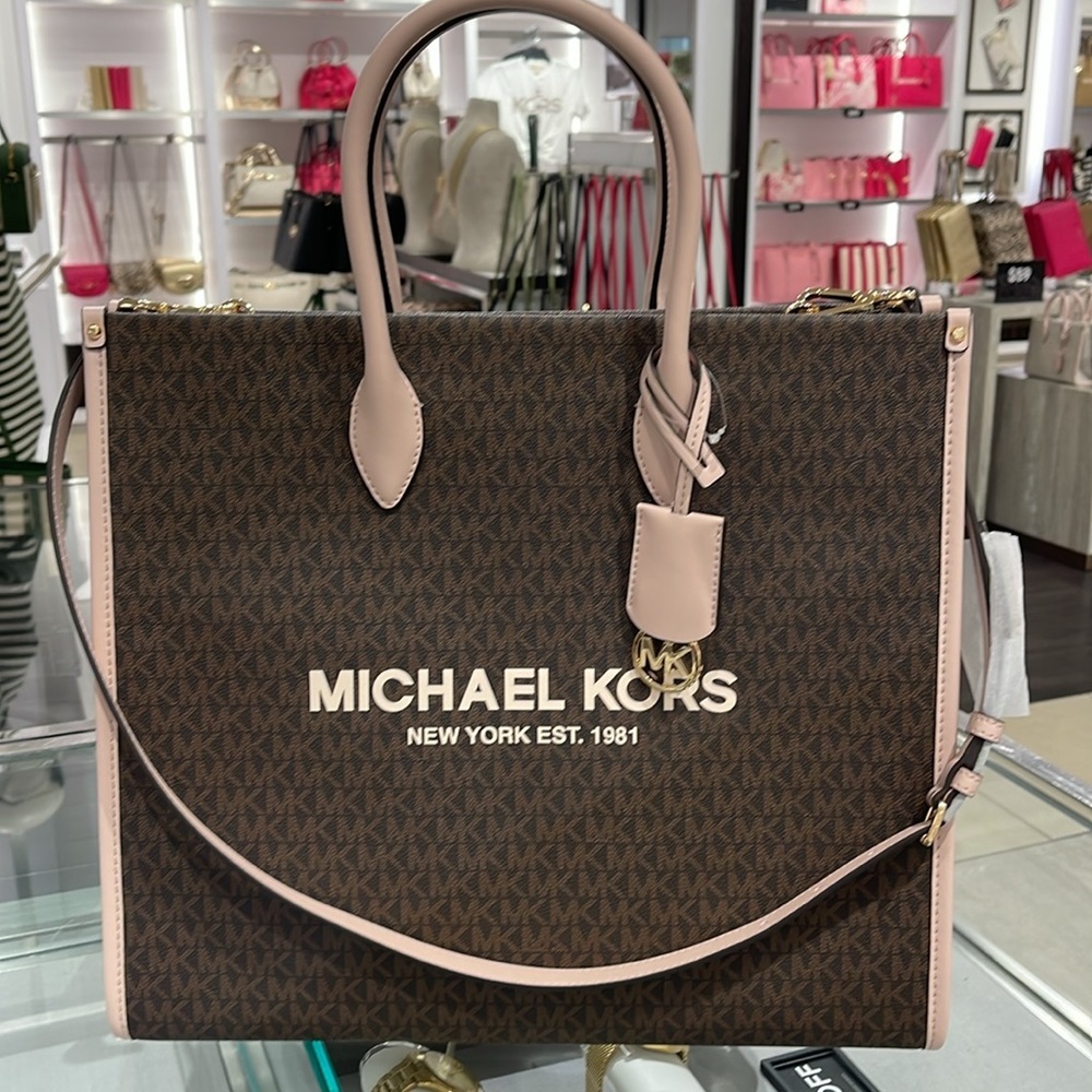 MICHAEL KORS Mirella Large Logo Tote Bag Powder Blush Signature 
NWT - Picture 3 of 16